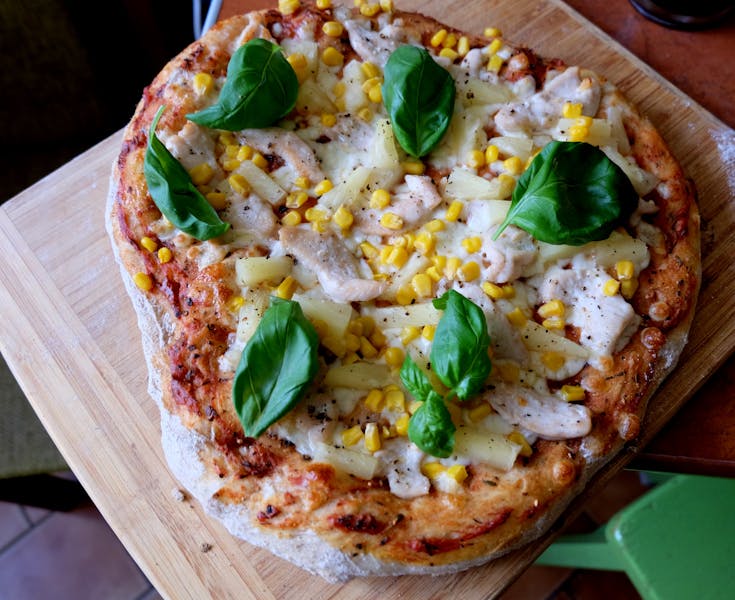 White garlic cream pizza base